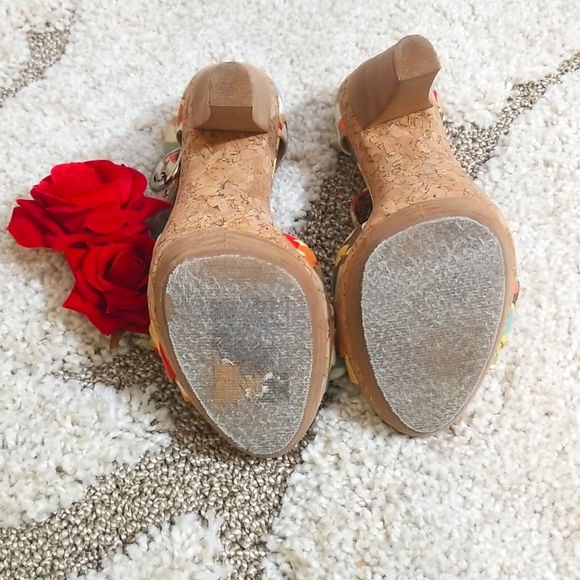 Gianni Bini floral cork style stiletto 6.5 - Picture 11 of 12